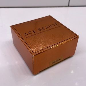 Ace Beaute Loose Setting Powder in Medium